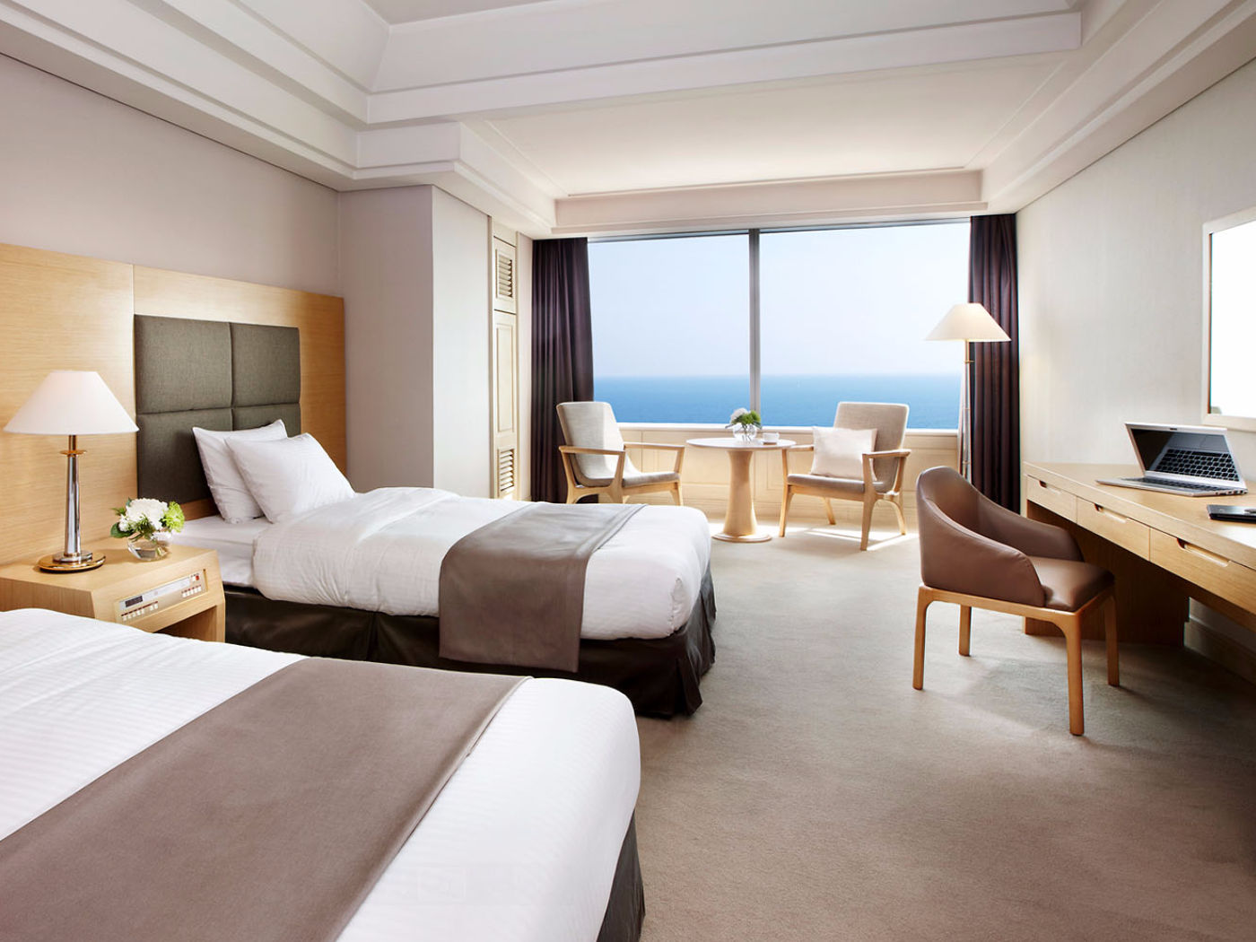 Haeundae Grand Hotel Busan Extérieur photo Deluxe Room