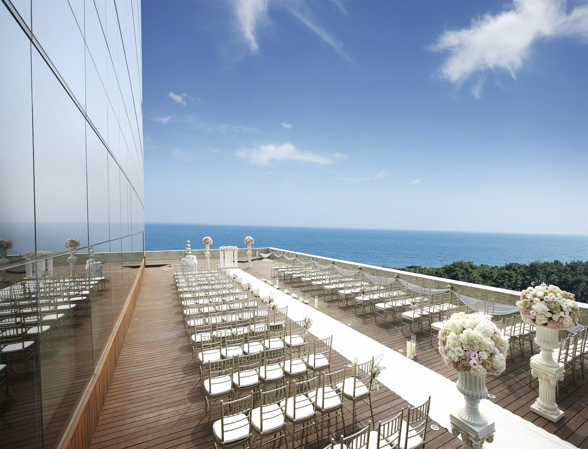 Haeundae Grand Hotel Busan Extérieur photo The Sky Chapel